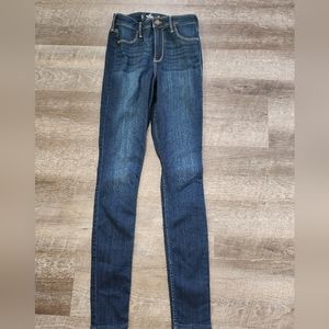 Hollister Jean's Juniors size 5L, w27 L 30